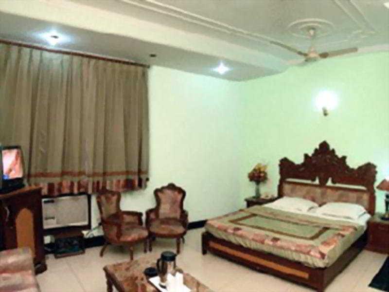 Hotel Sunstar Heritage Нью-Делі Номер фото